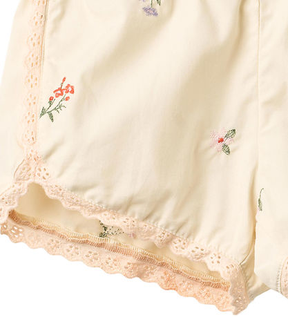Shorts Lace Inger Embroidered